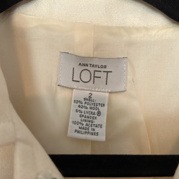 Ann Taylor LOFT White Jacket Size 2 - Picture 2 of 3